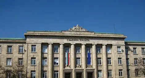 Румънец с фирма с капитал 6 лева обжалва присъда за укриване на над 580 000 лева данъци