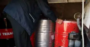 Бус работи като бензиностанция  за евтин дизел до Дунав мост