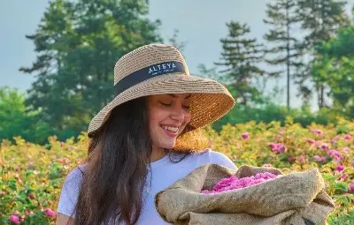 Средиземноморско цвете помага за стегната и млада кожа Средиземноморско цвете помага за стегната и млада кожа