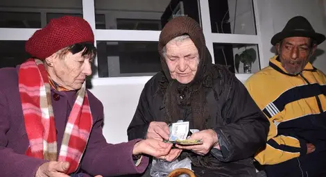 4,39% годишна доходност отчитат  универсалните пенсионни фондове