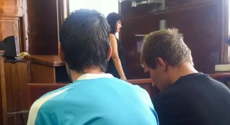 Наркозависими другари в кражби влизат в затвора