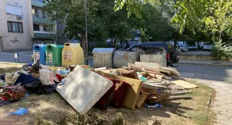 Извозват безплатно ненужни матраци, мебели, килими и други големи отпадъци