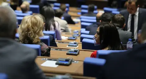 237 млн. лв. за по-високи заплати на медиците