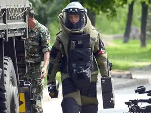 Минималните заплати на цивилните, работещи към армията, се увеличават