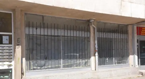 Бивш хранителен магазин на &bdquo;Плиска&ldquo; тръгва към продажба