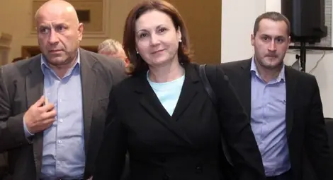 Защо вътрешният министър отиде в НАТФИЗ