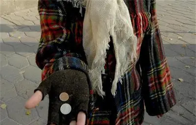 АФП: Бедността в България разяжда дори средната класа