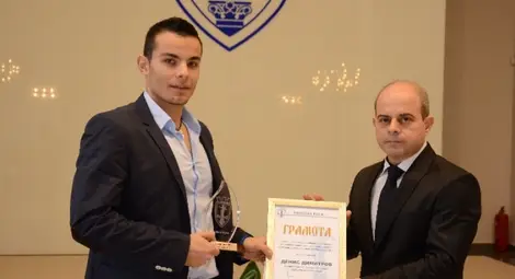 Статуетки от Валентин Йорданов за треньор и отбор на годината