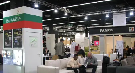 Канят фирми за участие  в международни панаири