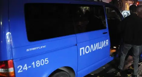 Стар крадец наръга столичанин с нож в главата