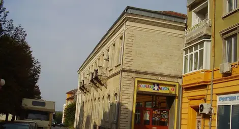 Детски рисунки и куклен театър  радват русенчета на Първи юни