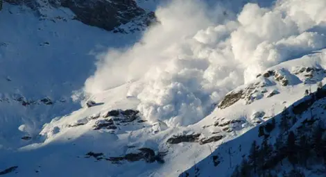 Сноубордист на 15 г. е загинал при лавина в Пирин