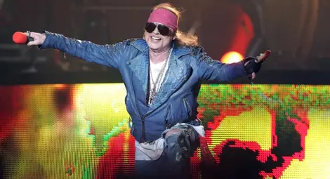 Аксел Роуз може да стане вокалист на AC/DC