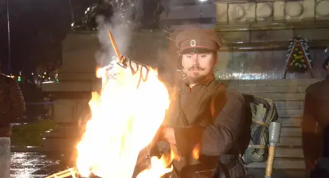 Родолюбци изгориха символично срамния за България Ньойски договор