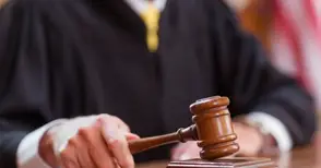 Две години затвор за грабеж и 30 опита за източване на банкова карта