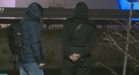 Спецакция в София, закопчаха полицаи 