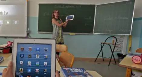 С таблети и лаптопи ще учат децата в школата у нас С таблети и лаптопи ще учат децата в школата у нас