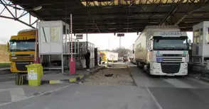 Светофари ще регулират движението по Дунав мост