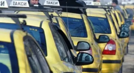 Патент между 300 лв. и 1000 лв. за всяко такси