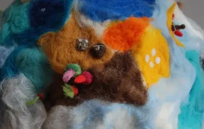 &bdquo;Изтъкани от българска вълна&ldquo; на Еслица Попова населява Екомузея в Русе