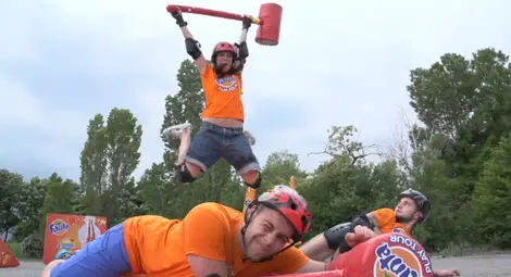 Ангел и Мойсей в центъра на днешното шоу пред Часовника