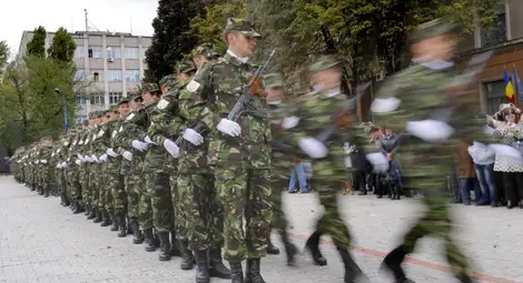 Идея: Всички младежи в запаса на армията