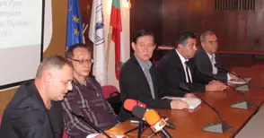 Малайзийци готови да строят без гаранции мост над Дунав и магистралата до Търново