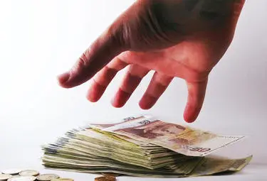 Събирачи на дългове вкарали в черен кошмар изряден платец