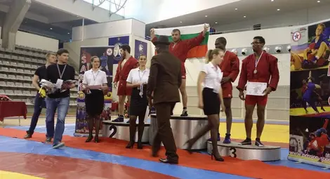 Русенски боец шампион  на бойно самбо в Париж