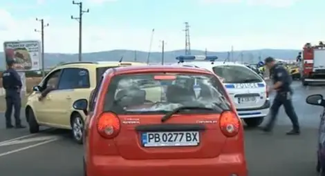 Зверска катастрофа край Равда - автобус помете такси