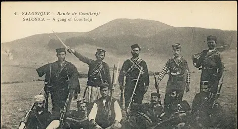 Крушевският ръководен щаб. Отпред: Тодор Павлов, Антиноген Хаджов, Тодор Христов, Тома Никлев, Никола Карев.