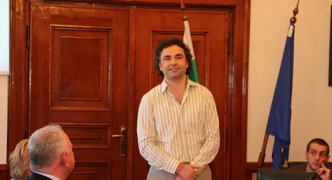 Студенти и докторанти от Русенския университет влизат като доброволци в училищата и ще разясняват безопасното движение