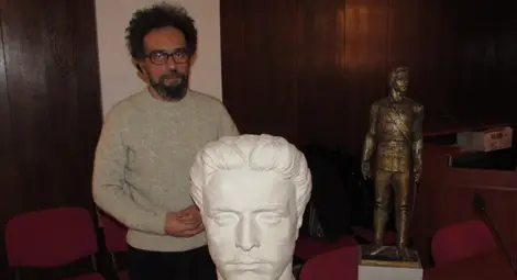 Левски на русенеца Даниел Кънчев спечели втория конкурс за паметник