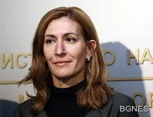 Николина Ангелкова: Надявам се Бранимир Ботев да се оттегли