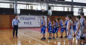 Баскетболът почна с победа участието си в дизизия „Център“