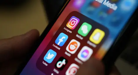 Facebook: Данните на 1 млн. потребители може да са откраднати