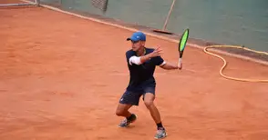 Алекс Митев на полуфинал на кортовете в Гърция