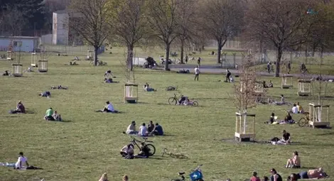 Германия удължава ограниченията до 10 май