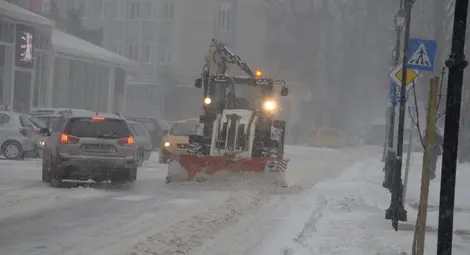 Неочаквана ваканция донесоха виелиците за училища в областта