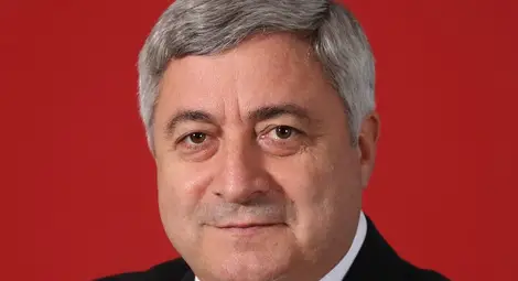 Проф. Белоев създаде прецедент в парламента