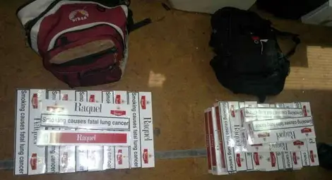 Туристка натъпкала 2 раници с цигари