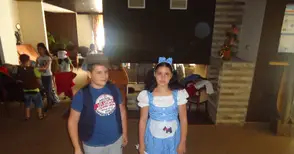 Преподаватели от Лондон и Кеймбридж отличиха Анабела и Максим