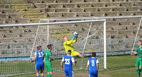 Забелязаният от &bdquo;Арсенал&ldquo; и &bdquo;Валенсия&ldquo; русенски вратар на ЦСКА сам се записал в първата си школа