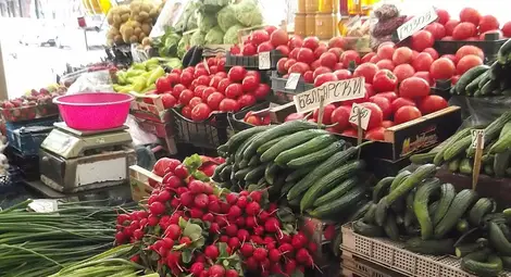 Храните поевтиняха с 5,45% на едро от края на април