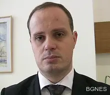 Най-младият професор в България: Нормално е народът да "изтрещява"