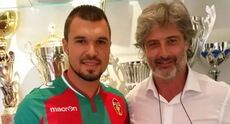 Божинов - героят от дербито няма спиране