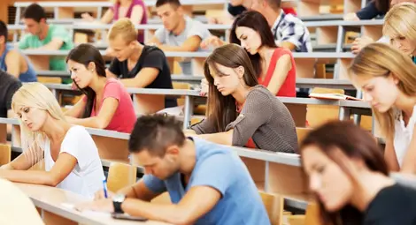 Държавата гарантира 50 милиона лева  кредити за студенти и докторанти