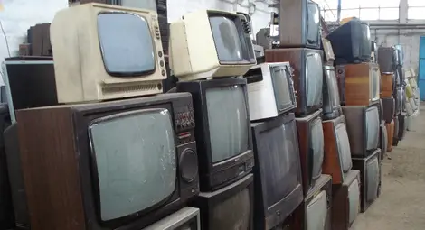 Седем шампиони денем тренират до припадък, нощем крадат до голи витрини