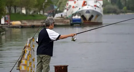 Гърция с нова забрана, погва българските рибари