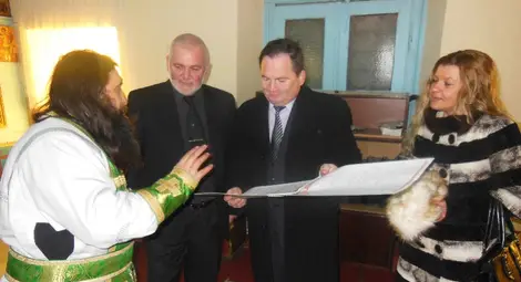 Областният управител и кметът на Силистра уважиха празника Рождество Христово на старообредните християни от Татарица /галерия/